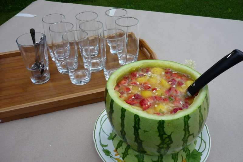 Melonen-Erdbeer-Bowle